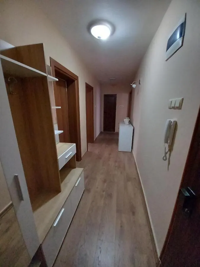 Sea Central Apartment Бургас